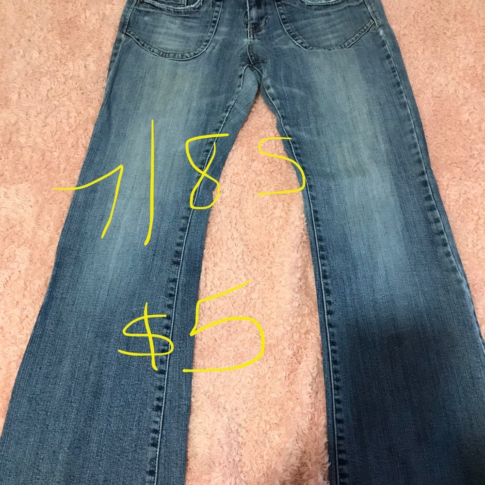 Jeans